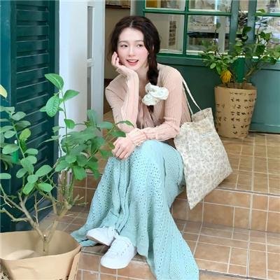糊涂虫嬉春